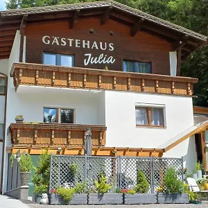 https://gaestehaus-julia.ischgl-hotels.net