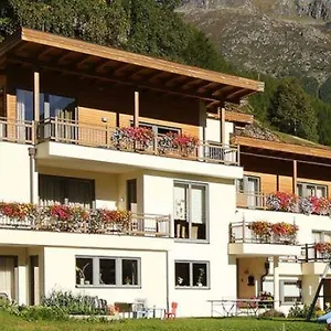 https://pension-grunerhof-solden.soldenhotels.net