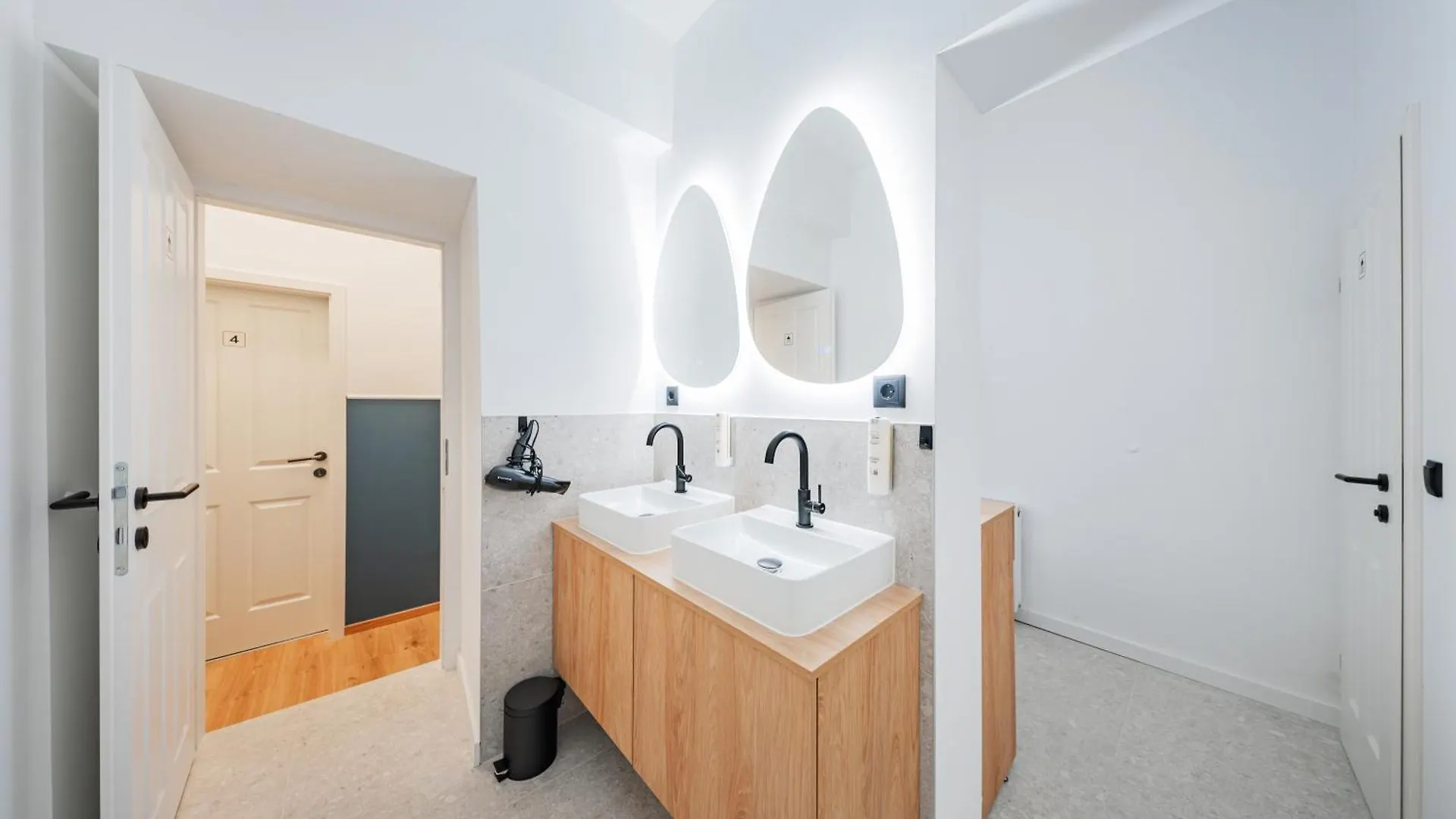 Hostel Rive By Home1 Bécs Ausztria